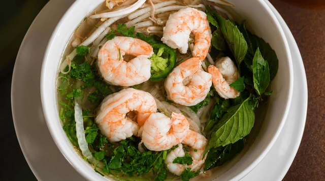 Pho with Shrimp / Phở Tôm.